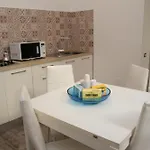 Al Corso ゲストハウス 4*