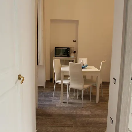 Al Corso بيت ضيافة